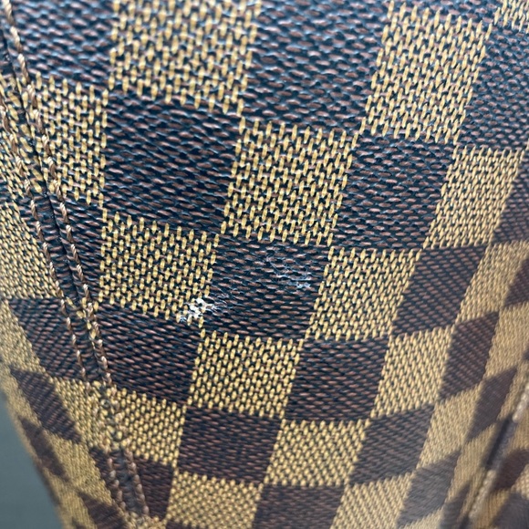 💯 authentic Louis Vuitton Damier Ebene Manosque GM with dust bag - Picture 12 of 12